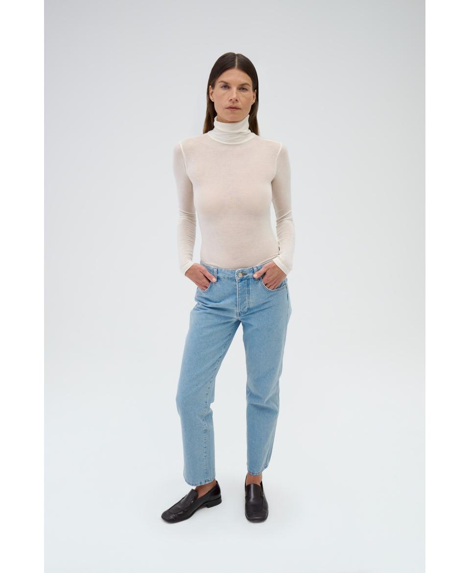 Straight Jean